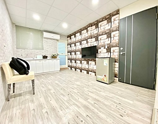 哇噻哇噻💯上車囉‼️超大套房🔥陽台獨洗✨流理台✨ - Image 2