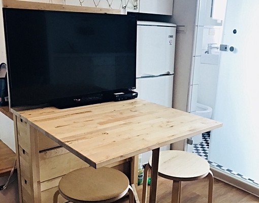 美麗島捷運站2分鐘，樓中樓套房，獨立洗衣機(可租補) - Image 4