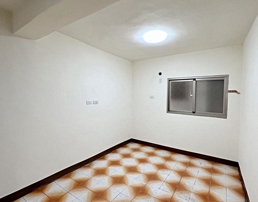 空姐嚴選✈️三多商圈捷運站三房翻新美透天|工作室網拍美甲美業 - 591租屋網 - Image 14