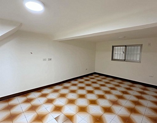 空姐嚴選✈️三多商圈捷運站三房翻新美透天|工作室網拍美甲美業 - 591租屋網 - Image 15