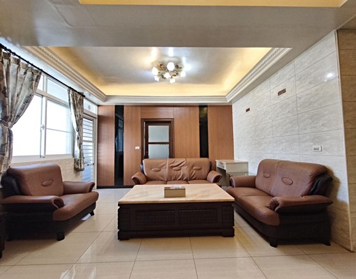 漂亮公寓、生活機能佳、星巴克就在樓下旁邊 - Image 1