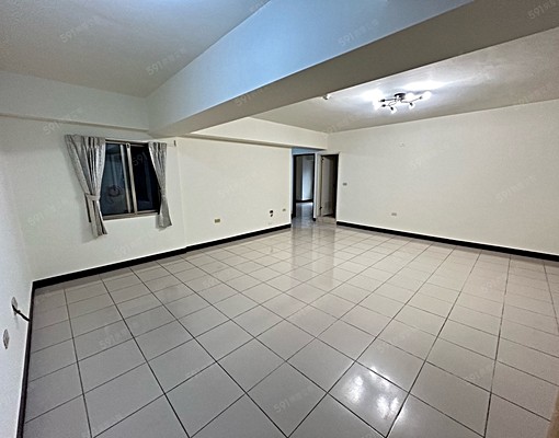 向上市場精誠小北百貨/全新冷氣新裝潢華厦大三房三衛含車可租補 - Image 1