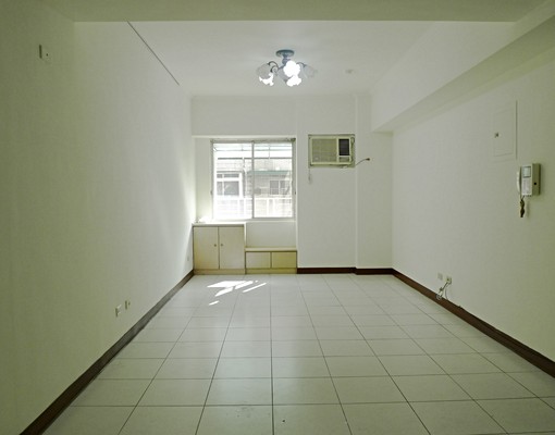 🍎何店長團隊👍安民祝你幸福電梯3房車位(可租補) - Image 1