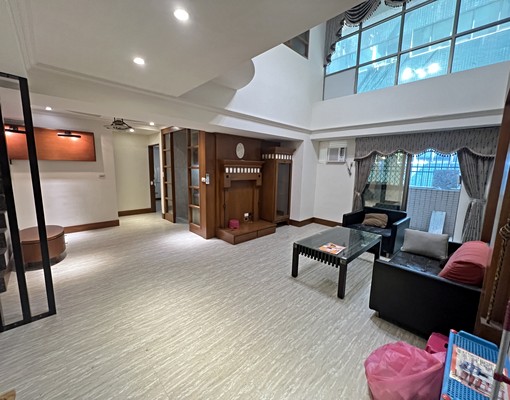 美麗島捷運四房+車位 - 591租屋網 - Image 1