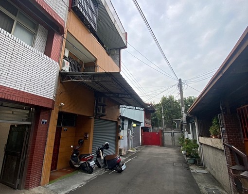 塗城商圈美群國小/精美巷內透天爬梯2樓大三房/可租補一層一戶 - 591租屋網 - Image 16
