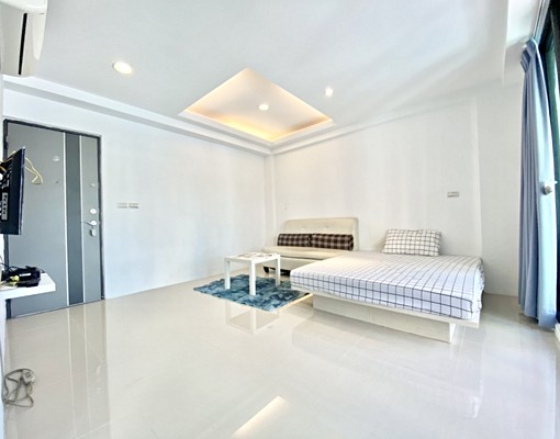 一中商圈🎄火車站🎄更衣室🎄一層兩戶🎄陽台獨洗曬 - Image 3