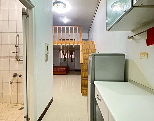 星鴻台中✨免仲可租補｜豐原車站正對面｜樓中樓｜管理室子母車 - Image 1