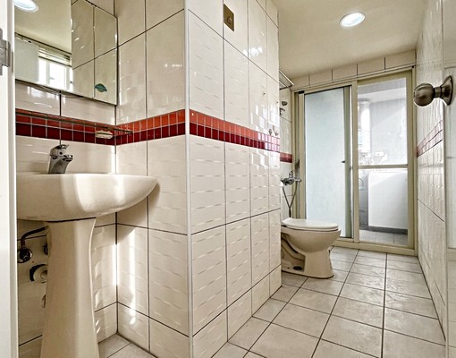 一中街🔥大兩房採光超好有電梯子母車地下機車位 - Image 11