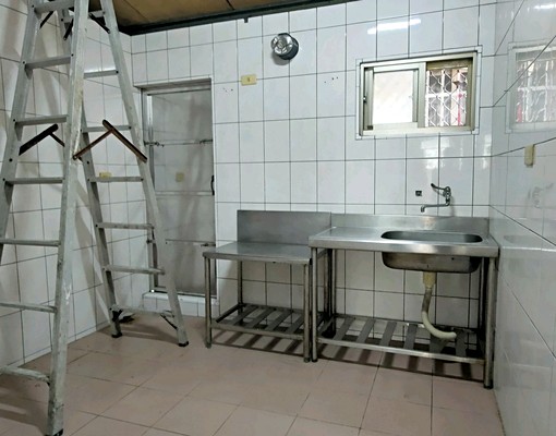 前鎮捷運~平房2+1房出租 - Image 7