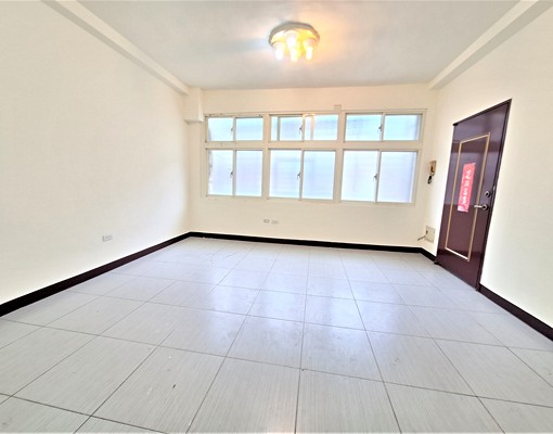 新泰路明亮3房美寓 - Image 1