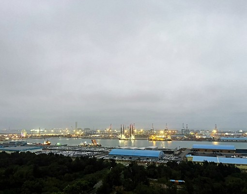 《聯悦臻》面海~有前後陽台可租補~三房 - Image 1