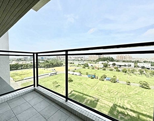 北高核心生活圈｜樂購廣場旁｜秀泰豐閣｜二房平車 - Image 6