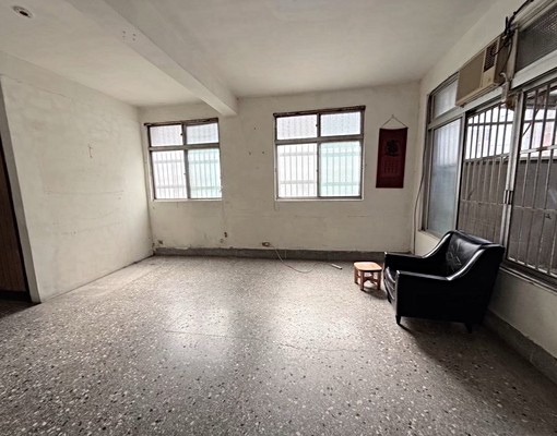 中山東路龍慈路門前停車透天，可租屋補助 - 591租屋網 - Image 4