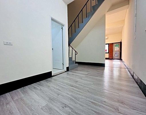 南屯路透天💖可寵、可租補、可辦公、可營登💖5房全新整理 - Image 3