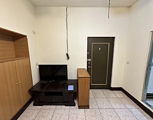 【稀有三房】金山街前段近園區三房二衛一廚房電梯大樓整層出租 - Image 3