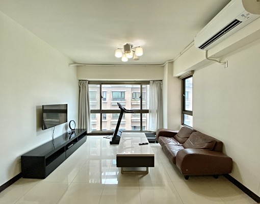 龜山高樓層全配大三房.可補助.入戶籍 - Image 1