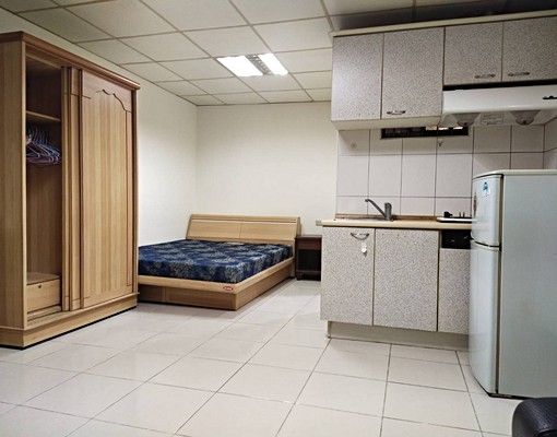 近府中捷運站大東街套房出租 - Image 1