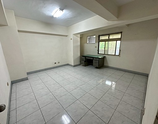 鳳山王生明路明亮大三房︱可租補︱大客廳 - Image 7