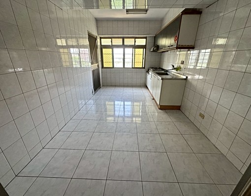 鳳山王生明路明亮大三房︱可租補︱大客廳 - Image 8