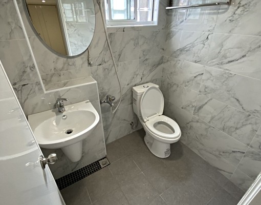 全新大套房!獨洗獨曬!安全乾淨!樓中樓! - Image 11