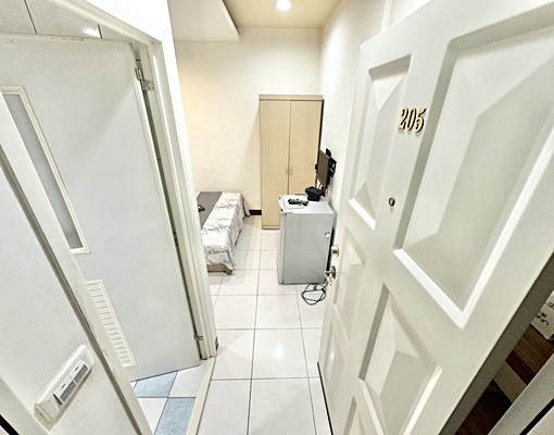 台中市-西屯區👍獨洗👍子母車👍飲水機👍租補 - Image 2