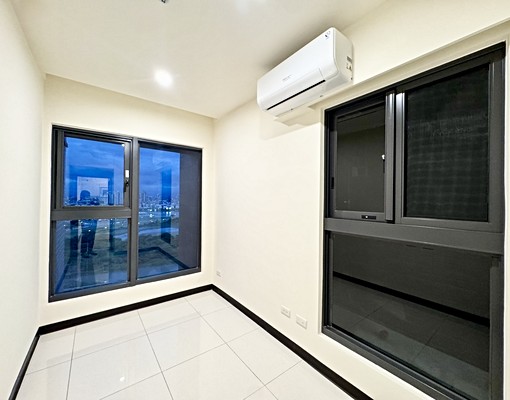 五泰怡貞✨全新交屋採光日進學兩房車✨申請租屋補貼✨免服務費 - Image 4