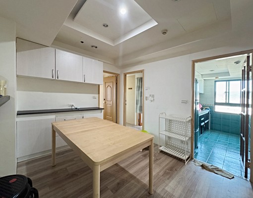 藝文巴黎富邑三房車 - Image 4