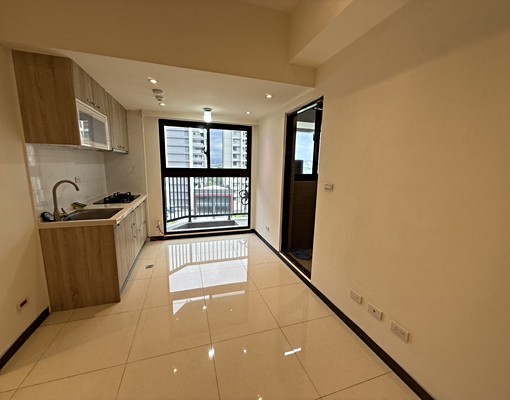 可租補⭐免服務費⭐大道兩房車⭐五泰趙S - 591租屋網 - Image 2