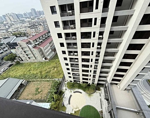 楠梓|高大特區｜冠傑UI｜2房2衛+平車|家具電齊全|可租補 - Image 13