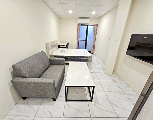 近大里國小運動公園~全新完工~租屋補助~陽台獨洗 - Image 1