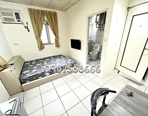 ◤近南清大◢雙面採光套房出租衛浴對外窗 - Image 3