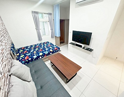 捷運板新◆採光套房◆獨洗獨立陽台 - Image 1