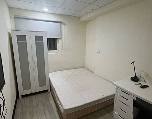 板橋捷運/高鐵/台鐵套房/乾濕分離/附網路第四台 - Image 2