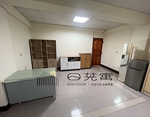 ⭐️溫馨大套房；獨立洗衣機；限女性⭐️ - Image 4