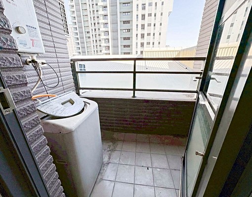 (租)正美公園旁明亮採光三房(可租補) - Image 1