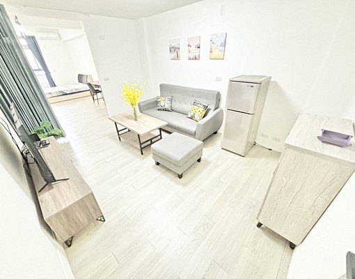 超極限秒殺✨超級大空間✨陽台獨洗流理台✨雙租屋補助✨秒殺套房 - Image 1