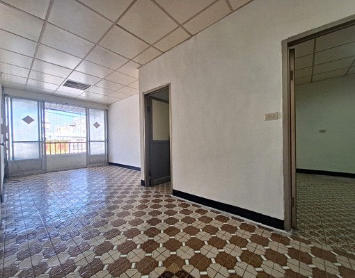 廣東一街vs三多路"空屋"明亮3樓公寓(無設備) - Image 3