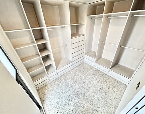 有地下室的豪宅~兩棟共12房~可營登不加價~可戶籍~可寵 - Image 6