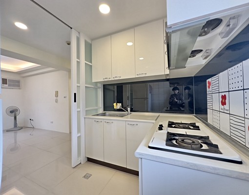 全新整理✨可貓(談)〃3房2廳2衛✨台水電、溫馨小宅 - Image 6