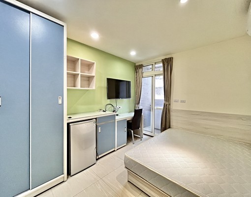 🔥獨立套房|近東海商圈|可租補|獨洗曬陽台 - Image 1