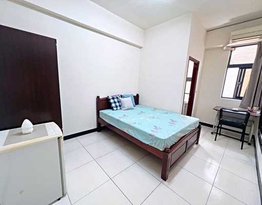 四維街/光線充足/雙人床 - Image 1