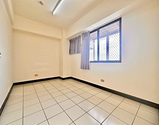 太平運動公園、東平夜市【電梯3房+平面車位】★可租補★可戶籍 - Image 9