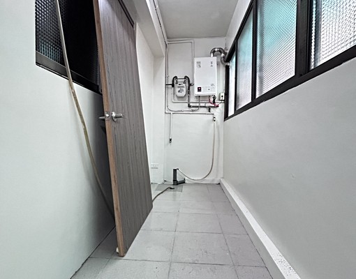 近一中商圈.火車站採光通風兩房 - Image 7