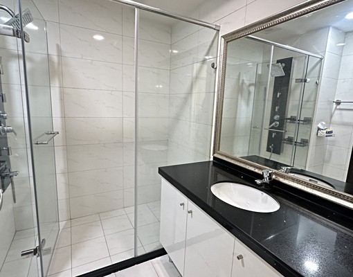 芳洲公園溫馨2房車含車含管家電家具~林惠梅 - Image 8