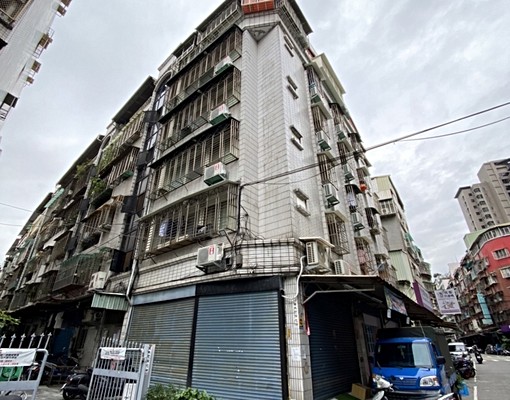 房間開窗福田公園採光優質電梯套房B - Image 5