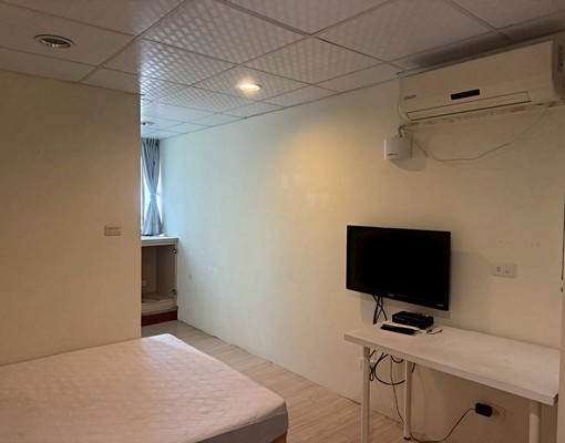 巨城旁電梯獨洗套房．含管網水 - Image 2