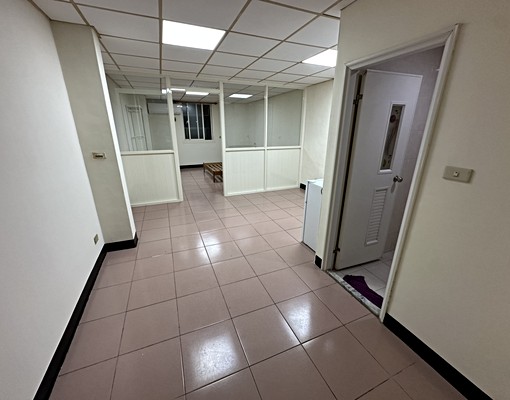 同義街全新整理大套房一房一廳 - Image 1