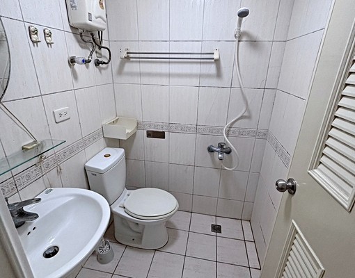 沙鹿、弘光、靜宜優質社區雙人套房含平車（大採光）可租補 - Image 10