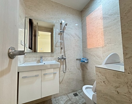 南屯豐樂公園文心愛悅三房平車全新未住視野戶 - Image 5