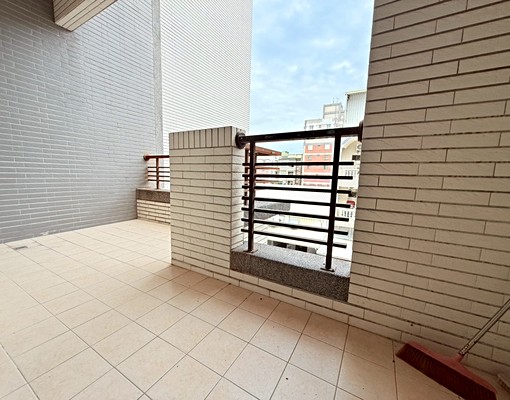 台南租屋~崑山國小旁優質套房(3樓前) - Image 6